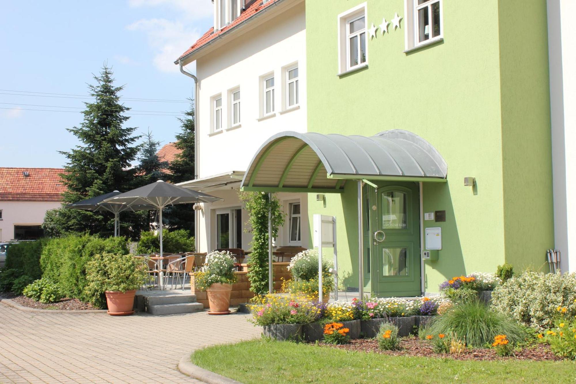 Готель Lindenhof Thiendorf Екстер'єр фото